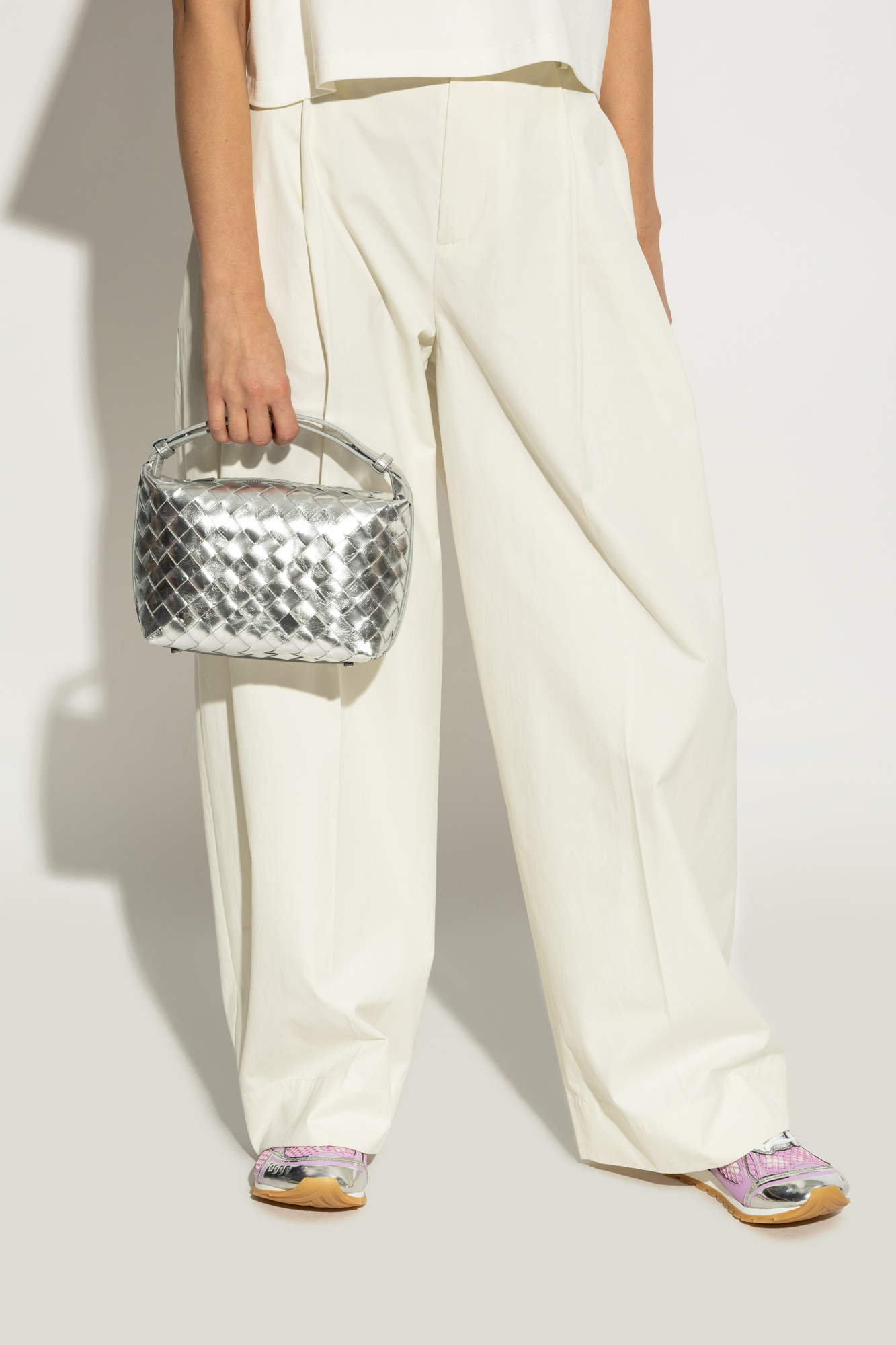 【関税込み】Bottega Veneta ホワイト Micro Wallace バッグ Bottega Veneta Handbag Mini Wallace | Women's Bags | Vitkac